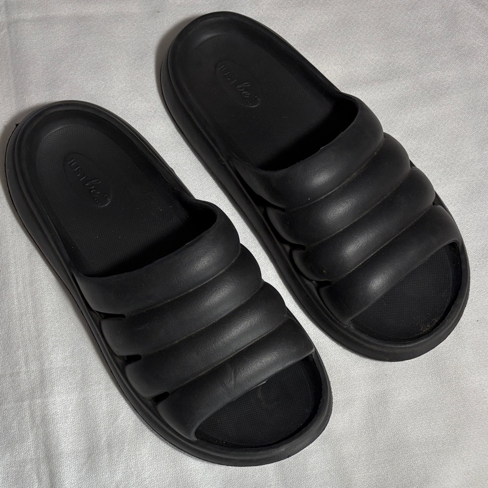 Just Be Black Cushioned Slides Size 10